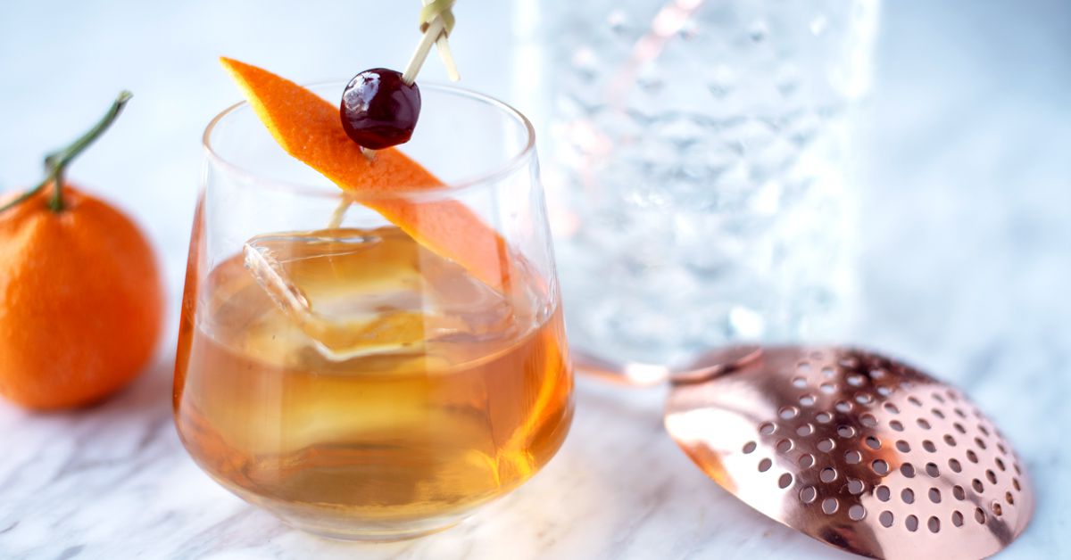 Apricot Ginger Whiskey Sour